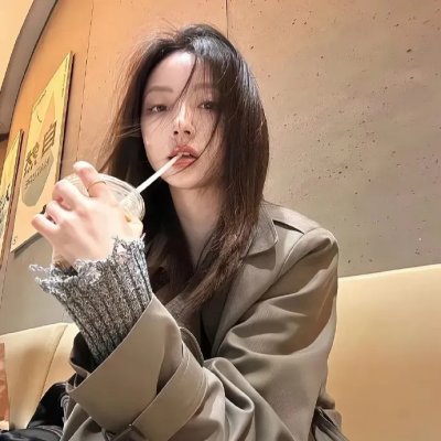 盛开的女人
